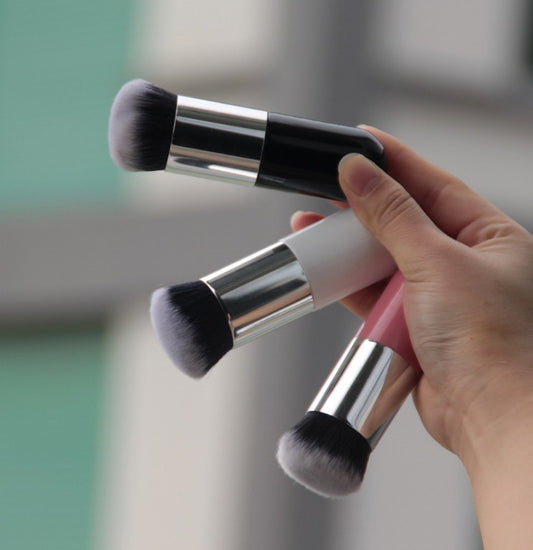 Chubby pier makeup brush - Online Beauty Cart