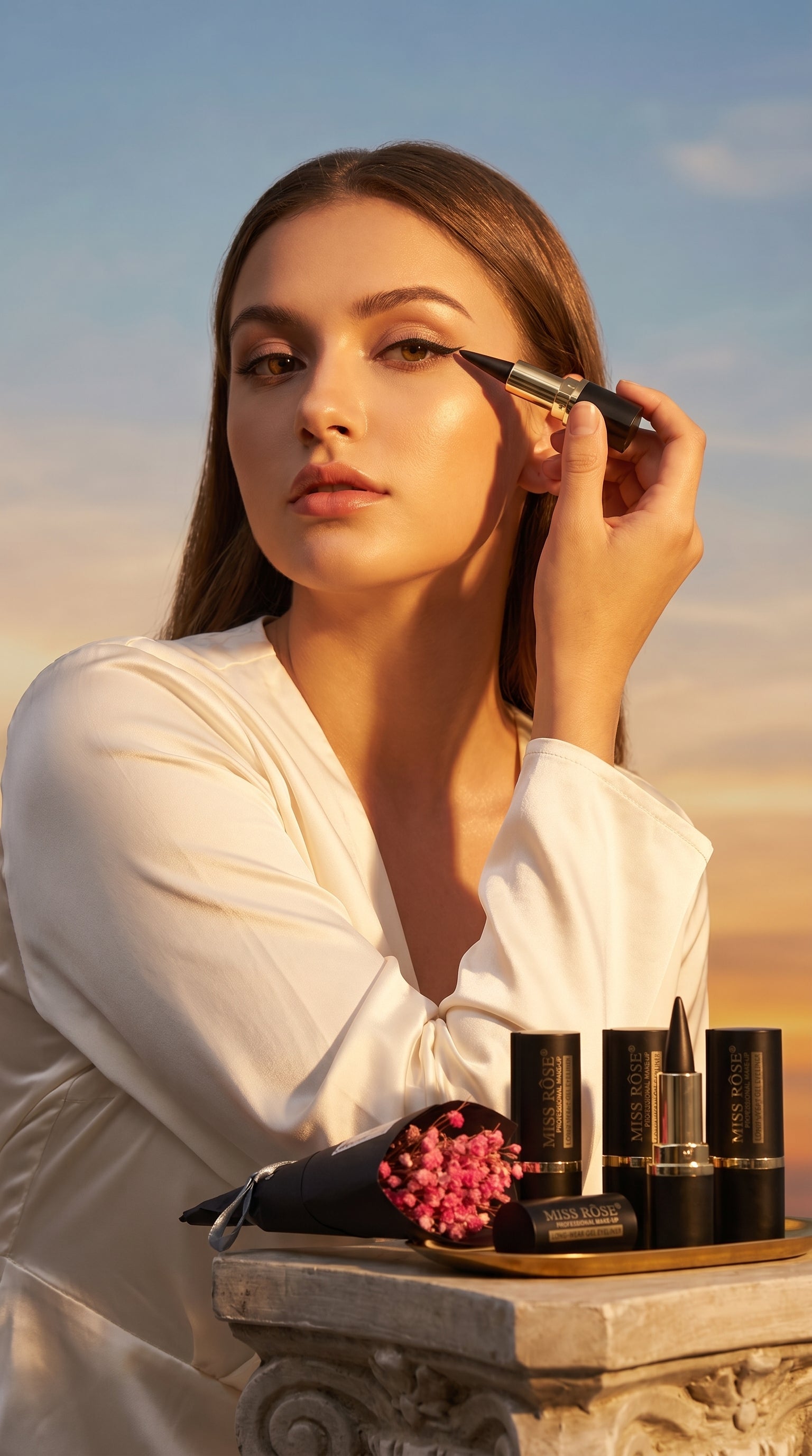 Smudge-Proof Liquid Liner - Online Beauty Cart